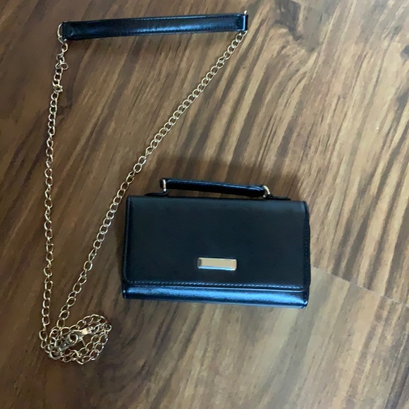 Handbags - On Sale‼️:Black leather wallet bag